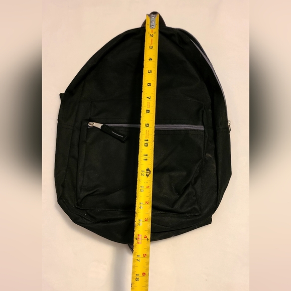 Standard medium simple black  12×16  size  backpack - Picture 2 of 8